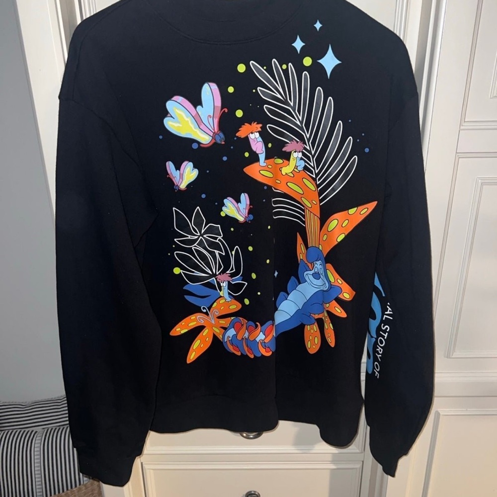 Disney Alice in Wonderland Black Sweatshirt with Colorful Graphic Design